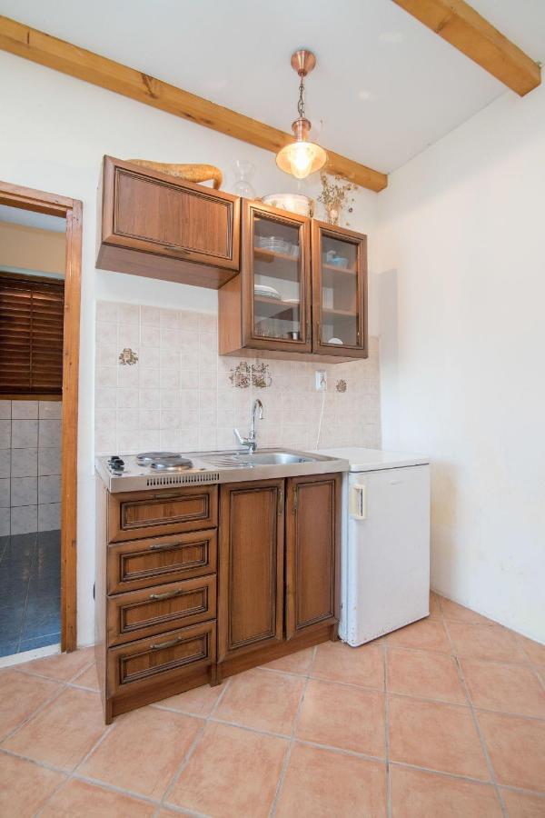 Apartments Luka Uble Luaran gambar